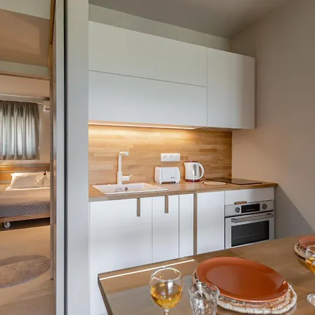 Ydreos Studios & Apartment Mikri Vigla