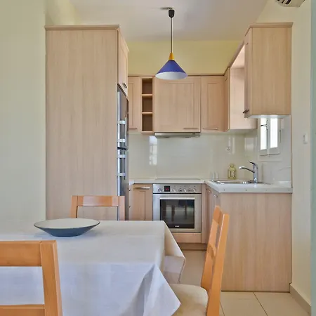 Ydreos & Appartement Mikri Vigla