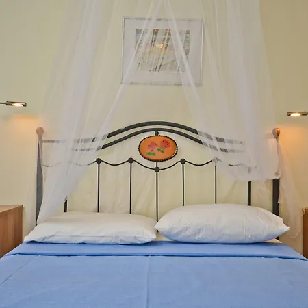 Appartement Ydreos & *