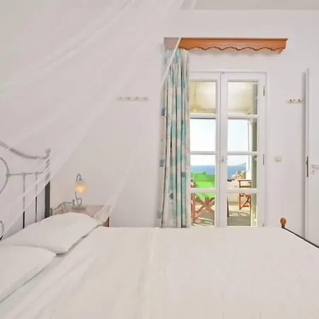 Ydreos & Appartement Mikri Vigla