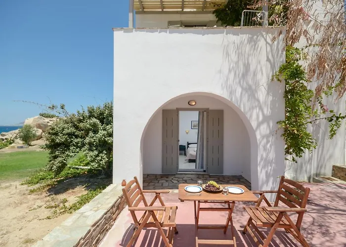 Ydreos & Appartement Mikri Vigla